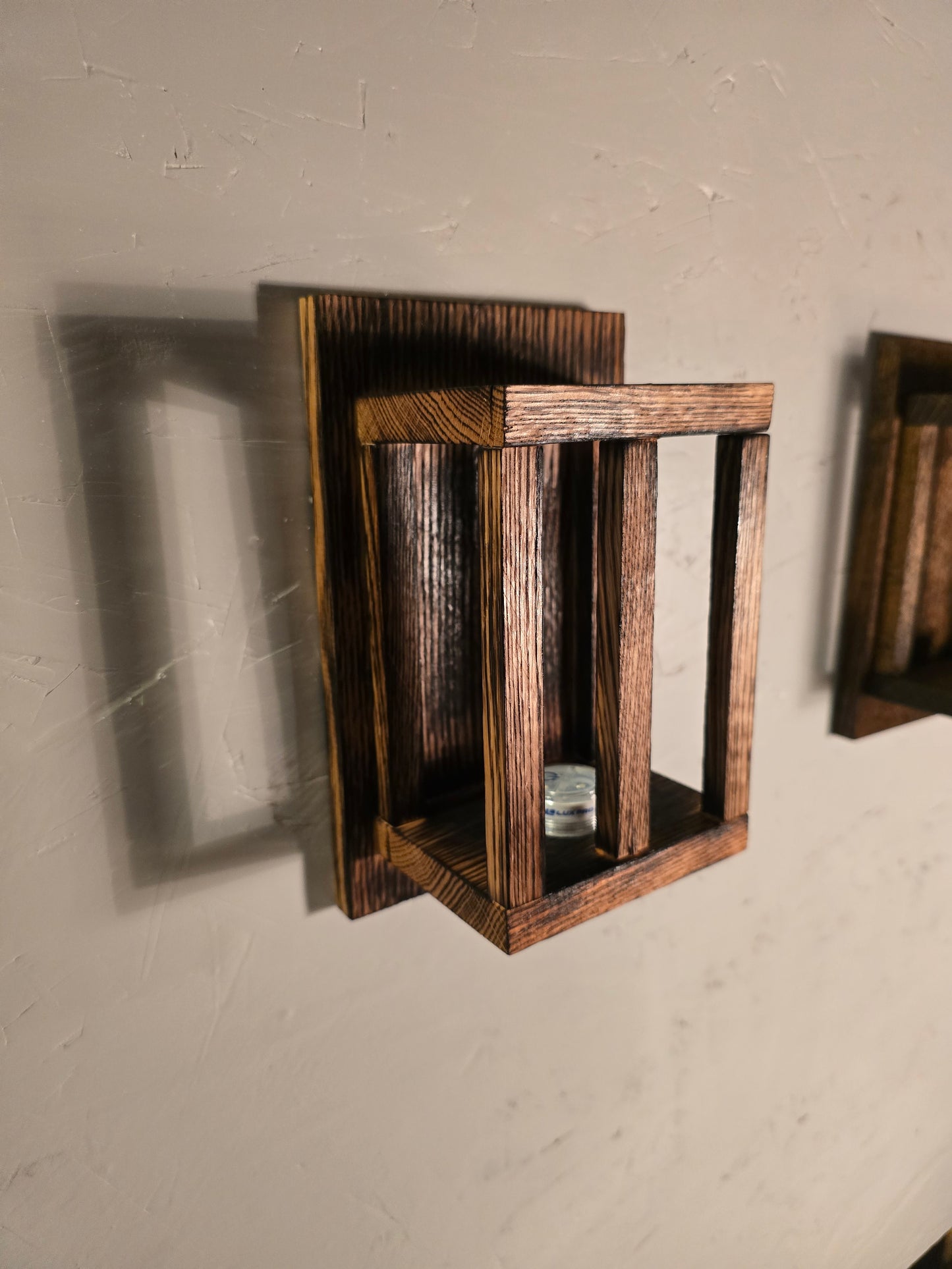 Wooden wall Sconse
