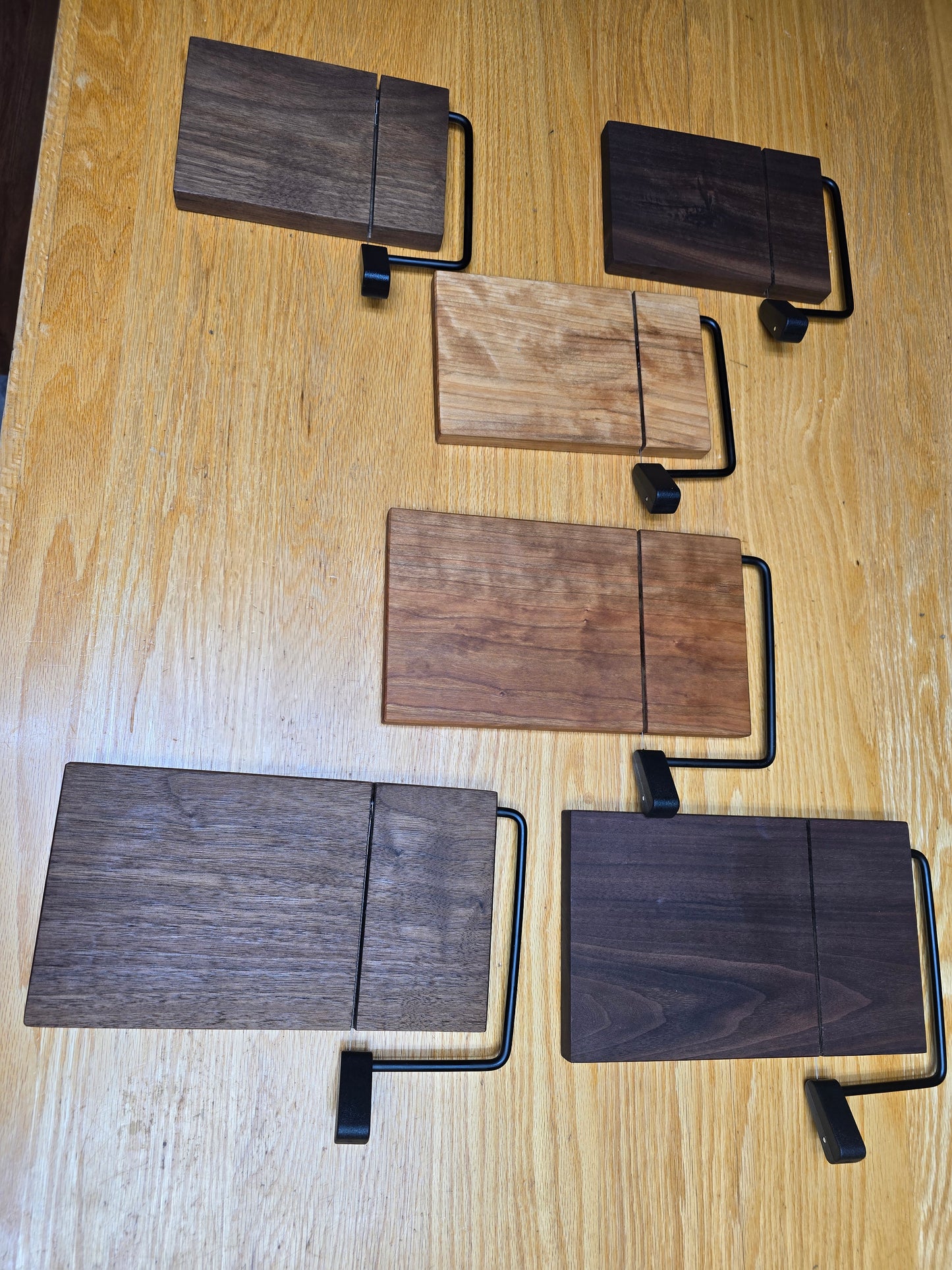 Small cheese slicers