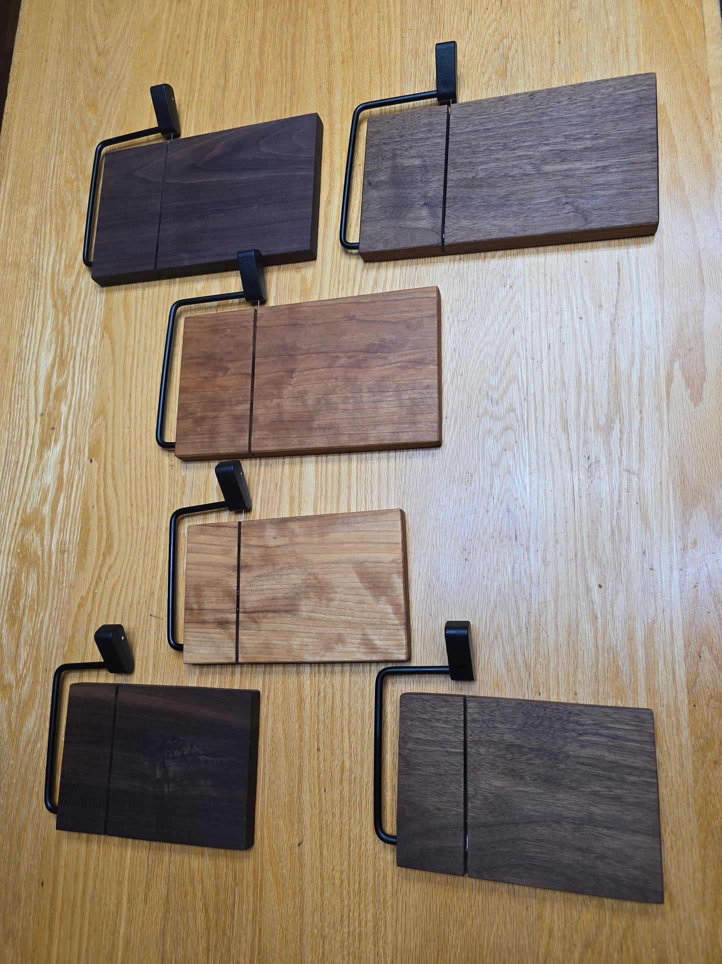 Small cheese slicers